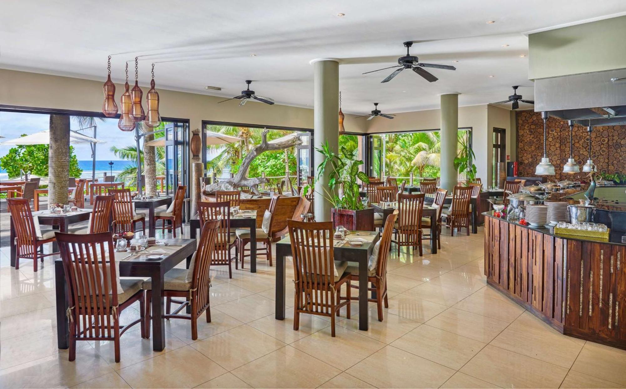 Doubletree By Hilton Seychelles Allamanda Resort & Spa Takamaka Eksteriør bilde